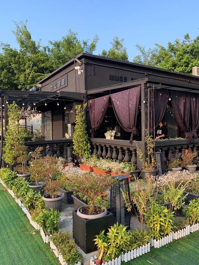 英倫風打卡cafe