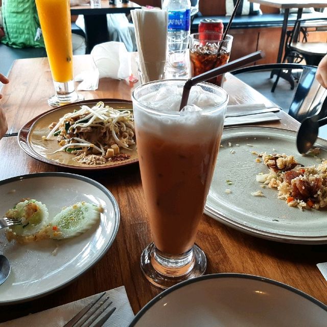방콕 맛집 저렴하게 즐기는 런치세트,타이밀크티 강추