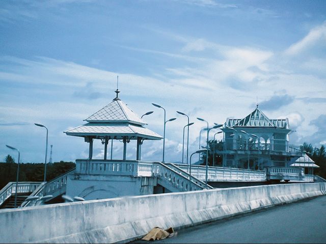 สะพานรักสารสิน