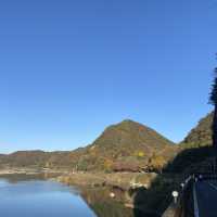 景色優美日本犬山木曾川