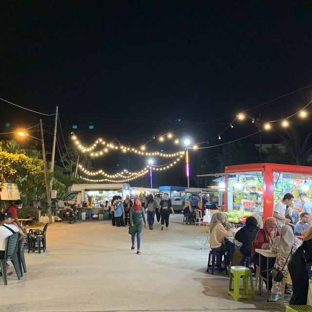 Alurring Beach: Cenang Beach, Langkawi 🏖️ 