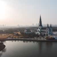 This park Catholic Church is breathtaking ⛪️⛪