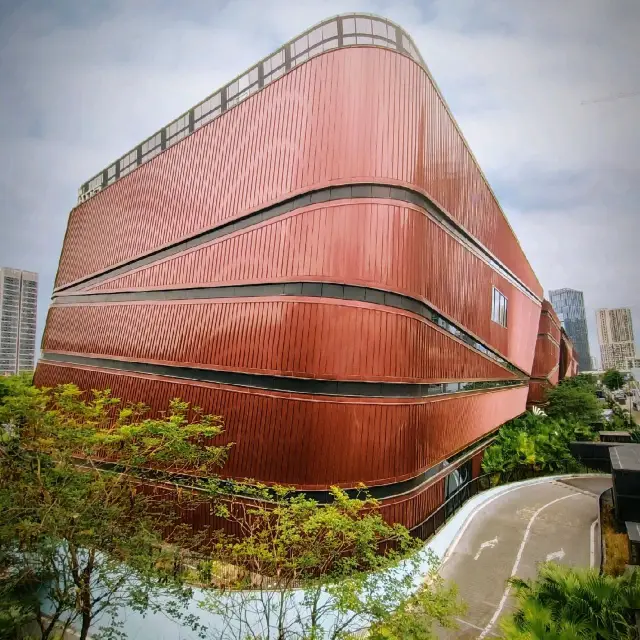 The Gigantic Red Cube of Shenzhen