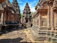 Anantara Suite at Angkor Wat Resort is so beautiful! Let's also visit the Queen's Palace in the afternoon.