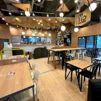 Creative And Meeting Place MAYA 
