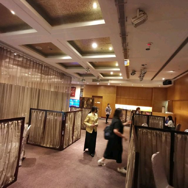一次滿足川粵口味「明皇樓」……吃得到花椒味、嚐得到燒臘味