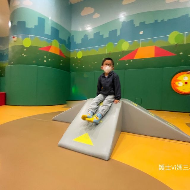 《極限運動主題🏁|免費兒童遊戲室》