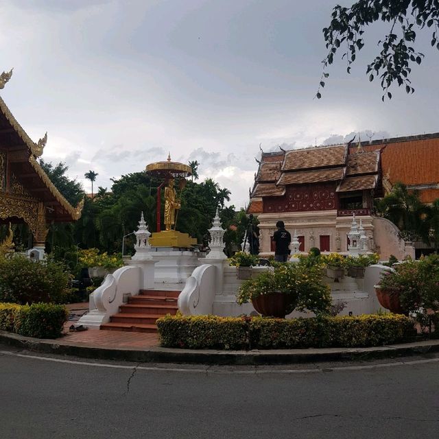 ชมหอธรรมศิลปะล้านนา วัดพระสิงห์วรมหาวิหาร