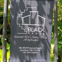 มาทะเลแล้วคิดถึง"เขา" ต้องที่นี่ Black House Cafe