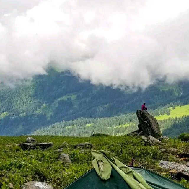 chari top trek . Sun rise trek.