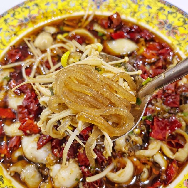 大大盤🌶水煮魚🐟，香脆🔥辣子雞🐓中翼