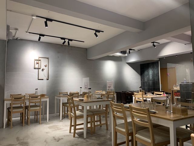 IKEA裝潢台式飯館google4.5星 - 招治飯店