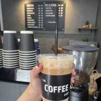 Daytime Market with Local Food and Coffee