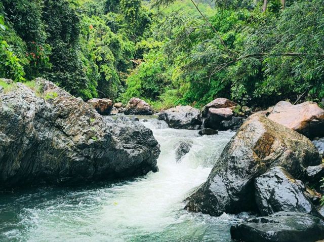🏞️น้ำตก บาตูกาเป๊ะ บันนังสตา🌿☘️🍀

