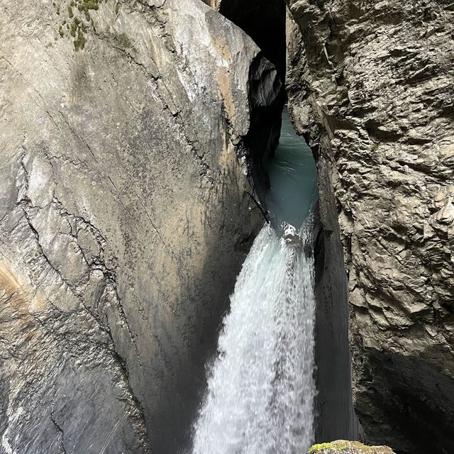 Upclose with Trummelbach Falls!
