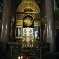 Saint Isaac’s Cathedral

มหาวิหารโดมทองคำ รัสเซีย