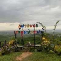 ภูเขาหมอกเขาศูนย์แคมป์ รับลมหนาว ชมทะเลหมอก