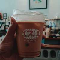 ร้านกาแฟสไตล์วินเทจ 📌Tujohbelas.1 