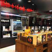 💽🎙不打洋音樂館裡的膠友故事🎼🎹Eslite Xinyi Store 誠品信義店