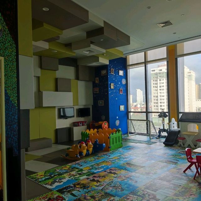 Hotel with River View