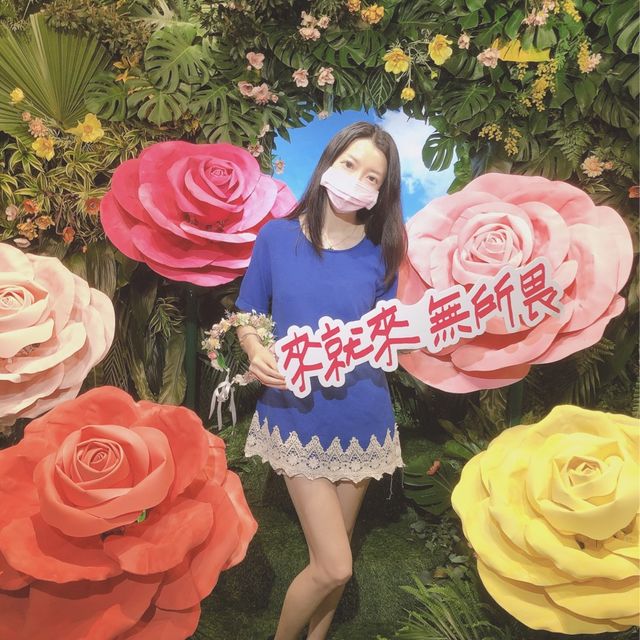 逛逛發現走進美麗世界🌺🌸來自未來的Kotex花園🌼🌻