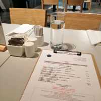 君立酒店～餐廳Cafe