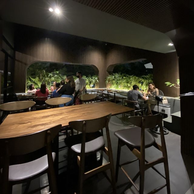 Dine | Brunch + Bar