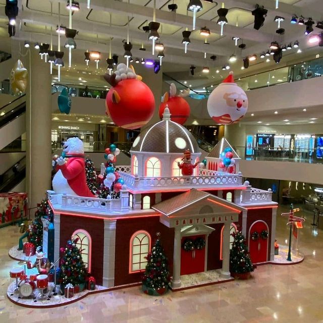Pacific Place 