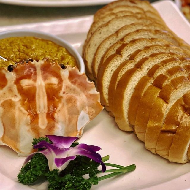 新鮮好吃的萬里蟹好滿足🦀
