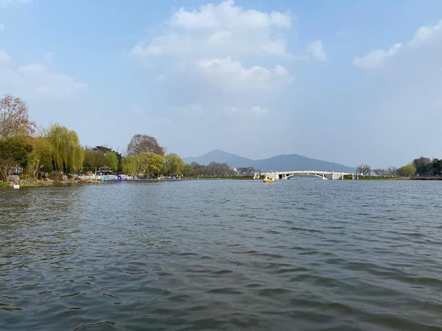 Boating in Xuanwu Lake | Nanjing destination 