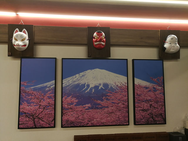 日本懷舊特選豚骨濃湯拉麵店