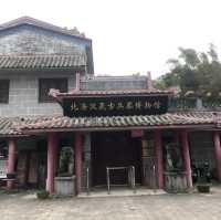 坐位在海灘嘅甜甜圈！我自諗在大家要黎見識下啦！