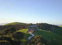 Go to the windy place ~ the charm of New Zealand.