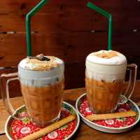 Lhong Tou Cafe (หลงโถว คาเฟ่) เยาวราช 