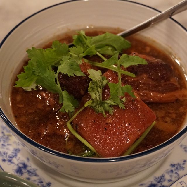 ร้านอาหารใต้ดั้งเดิม รสชาติจัดจ้าน 