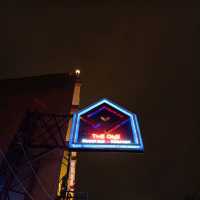 The One ผับในถนนข้าวสารน่านั่ง