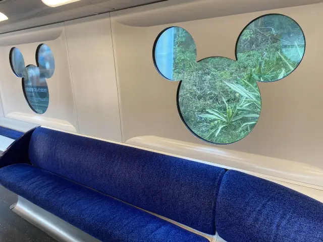 踏上奇妙旅程~迪士尼列車