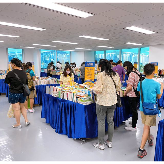 $10本二手書慈善義賣活動