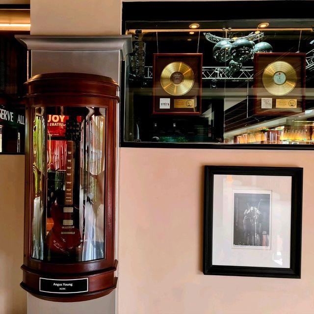 ปลุกความเป็น Rockstar ในตัวคุณที่ Hard Rock Hotel