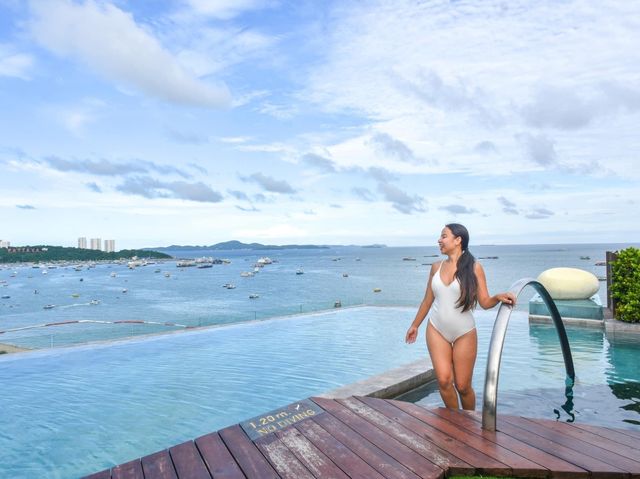 Hilton Pattaya โรงแรมสุดหรูติดหาดพัทยากลาง