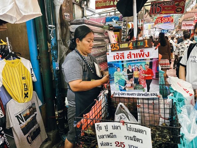 พากิน เที่ยว ช้อป ตลาดสำเพ็ง (ตอนกลางวัน) 🛍️