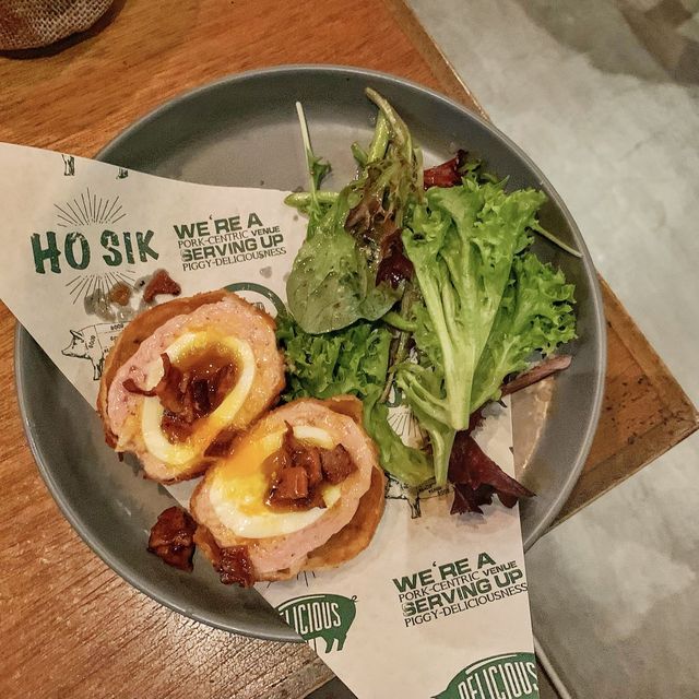 招牌德國鹹豬手｜The Salted Pig