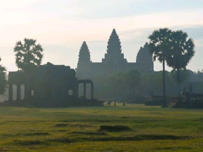 Travel Through The Real Cambodia 