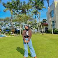 BANGI RESORT HOTEL with Golf Course View