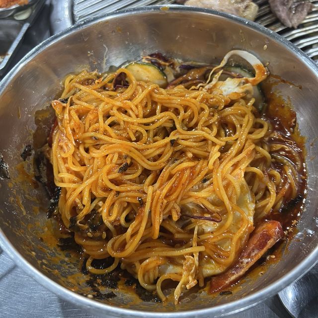 [제주 서귀포 맛집] 흑돼지가 무한리필? "흑돈퍼주는집"