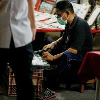 เดิน ชิล กิน เที่ยว ที่ถนนคนเดินวัวลาย