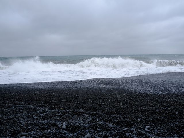 冰島🇮🇸 全球最美沙灘之一 Reynisfjara黑沙灘