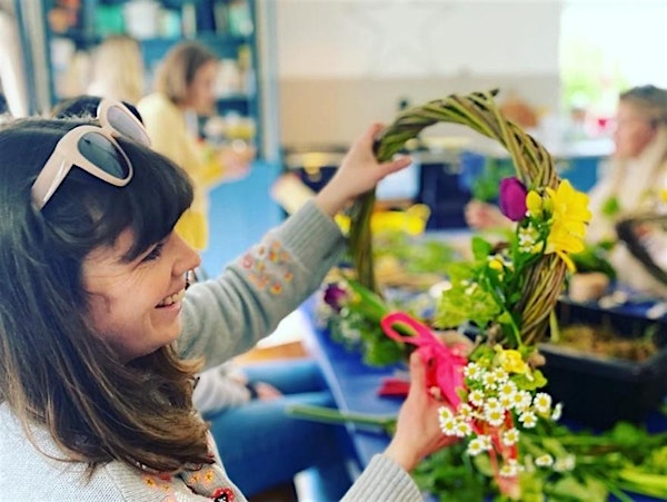 Willow Wreath making with Norfolk Fresh Flowers with Rachael Janes | Jarrolds Letheringsett
