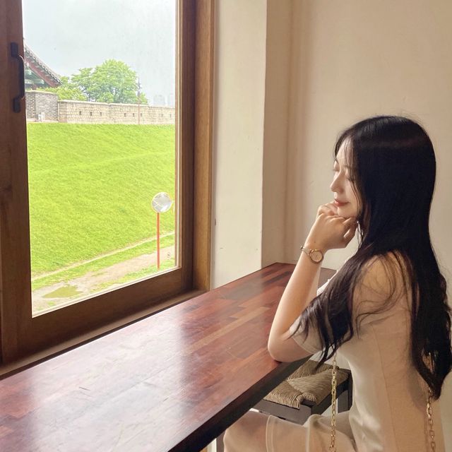 싱그러운 공간에서 즐기는 브런치