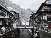 【山形】絶景！！銀山温泉の雪景色❄️